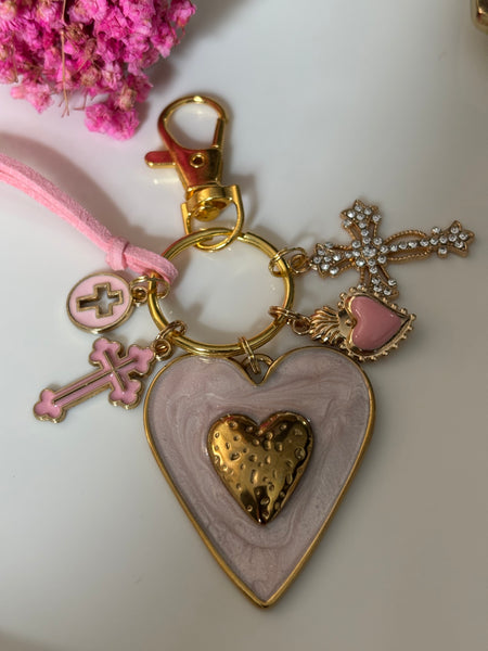 Porte-clés ex-voto cœur sacré et croix , breloques croix strass, pendentifs croix et cœurs roses