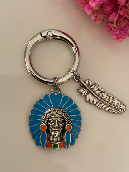 Charms tête d’indien et plume, porte-clé zuni, breloque tête indien, pendentif plume, cadeau porte-clés amérindien