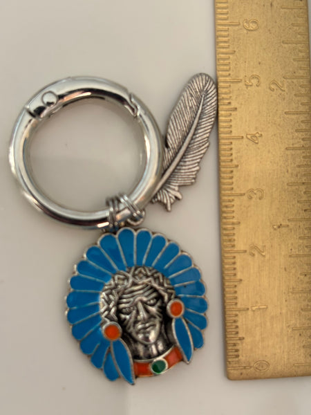Charms tête d’indien et plume, porte-clé zuni, breloque tête indien, pendentif plume, cadeau porte-clés amérindien