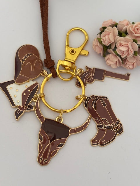 Porte-clés rodéo country, porte-clés fille country, breloque tête boeuf, pendentif bottes et foulard western, cadeau danseuse de country