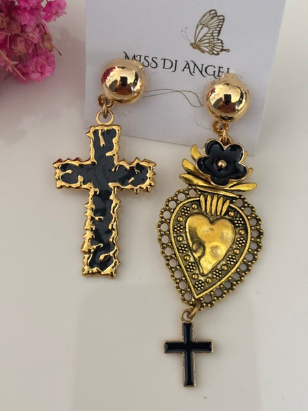 Boucles d'oreilles ex voto, boucles d'oreille coeur sacré, breloque croix et coeur sacré, pendentif ex voto, cadeau religieux cérémonie