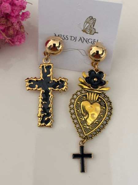 Boucles d'oreilles ex voto, boucles d'oreille coeur sacré, breloque croix et coeur sacré, pendentif ex voto, cadeau religieux cérémonie