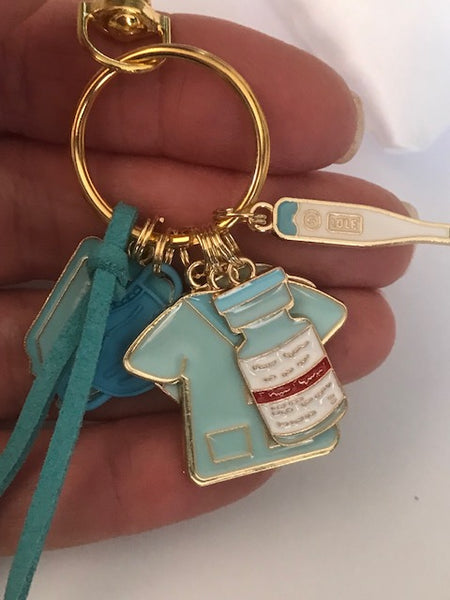 Porte-clés élégant thème infirmière, breloque tenue infirmière, cadeau pour femme infirmière, sage-femme, charms masque thermomètre