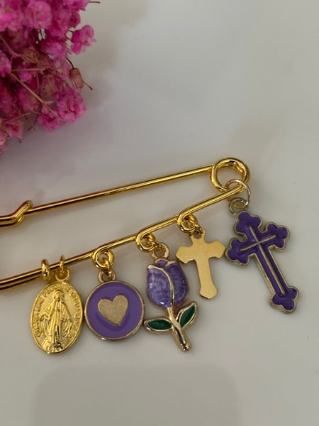 Broche ex voto, broche croix médaille religieuse, cadeau pour maman croix, cadeau pour femme croix, breloque croix violette, pendentif tulipe, collection capsule tulipe