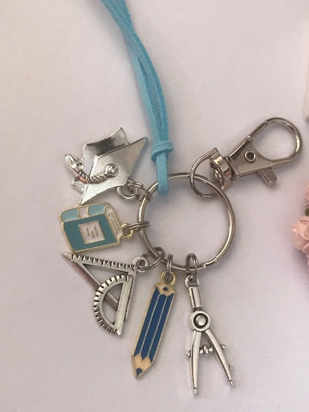 Porte clés diplôme de fin d'études, porte clés école, cadeau pour étudiant, cadeau pour école équerre crayon, pendentif crayon compas