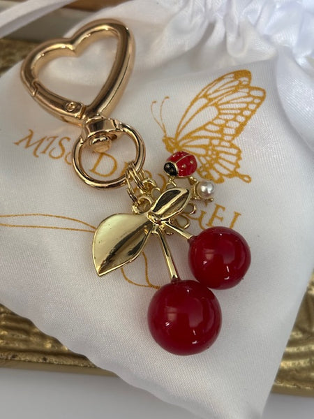 Charms cerises, charms pour sac cerise et coccinelle, cadeau pour femme charms chance, cerises charms, breloque fruits été