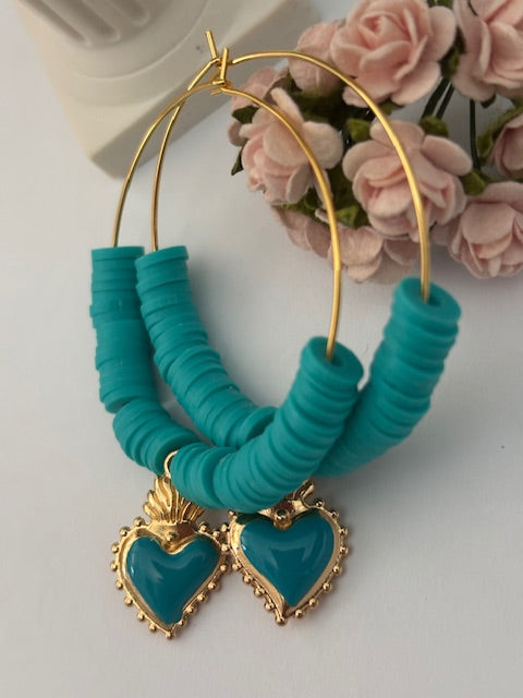 Boucles d'oreilles créoles ex voto, créoles asymétriques ex voto, boucles d'oreilles religieuses, breloque coeur sacré turquoise