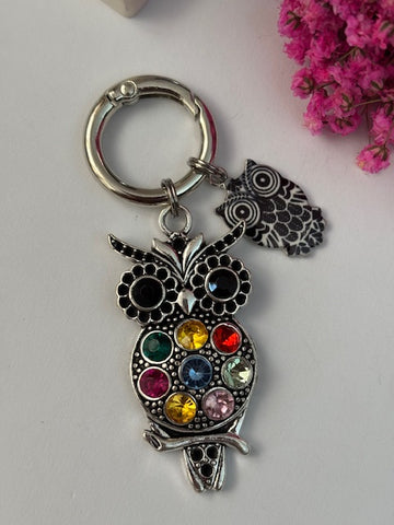 Porte clés chouette, cadeau pour femme chouette, breloque oiseau porte clé, chouette en strass et émail pendentif