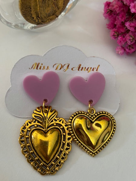 Boucles d'oreilles ex voto asymétriques, puces d'oreilles coeur et ex voto