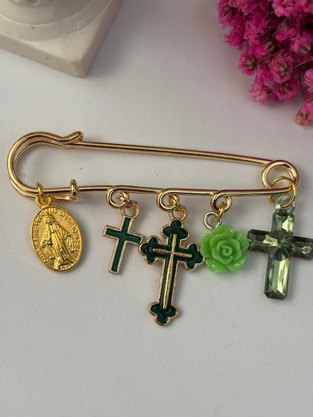 Broche ex voto, broche croix médaille religieuse, cadeau pour maman croix, cadeau pour femme croix, breloque croix vert