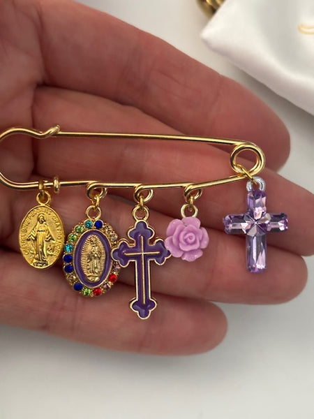 Broche ex voto, broche croix médaille religieuse, cadeau pour maman croix, cadeau pour femme croix, breloque croix violet