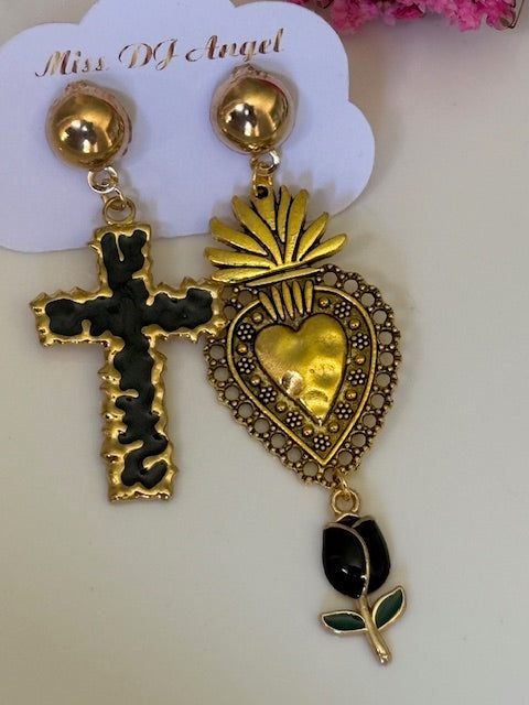 Boucles d'oreilles ex voto, boucles d'oreille coeur sacré, breloque croix et coeur sacré, pendentif ex voto, cadeau religieux cérémonie