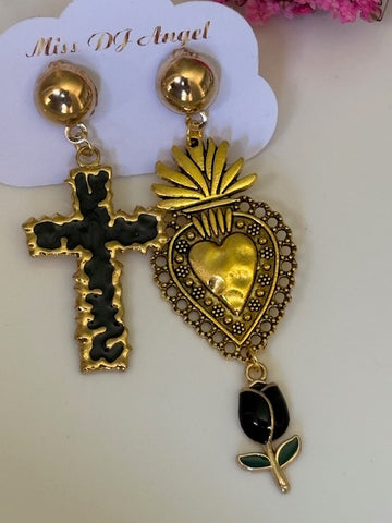 Boucles d'oreilles ex voto, boucles d'oreille coeur sacré, breloque croix et coeur sacré, pendentif ex voto, cadeau religieux cérémonie