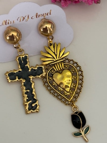 Boucles d'oreilles ex voto, boucles d'oreille coeur sacré, breloque croix et coeur sacré, pendentif ex voto, cadeau religieux cérémonie