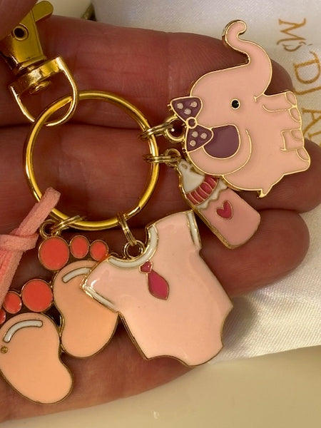 Porte clés bébé nouveau né, porte clé it's a girl, porte clé enfant naissance, cadeau naissance fille, cadeau naissance rose