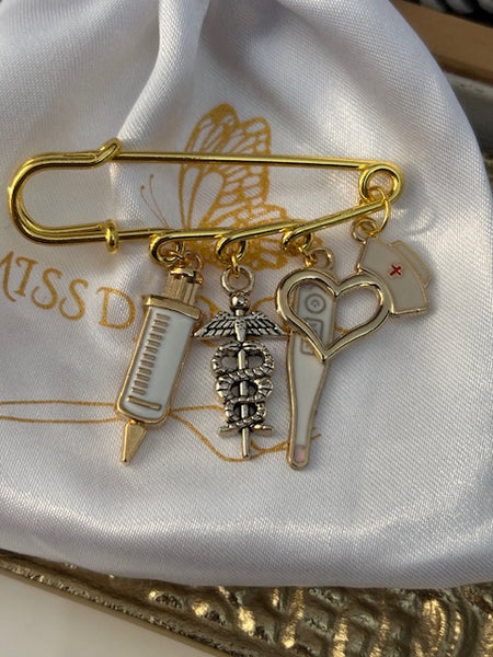 Broche infirmière, cadeau pour infirmière, breloque caducée seringue, pendentif ambulance, cadeau pour maman coiffe d'infirmière