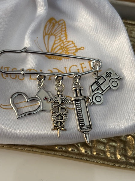 Broche infirmière, cadeau pour infirmière, breloque caducée seringue, pendentif ambulance, cadeau pour maman coiffe d'infirmière