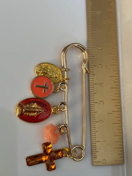 Broche ex voto, broche médaille religieuse, broche épingle porte bonheur, croix et vierge miraculeuse fait main,