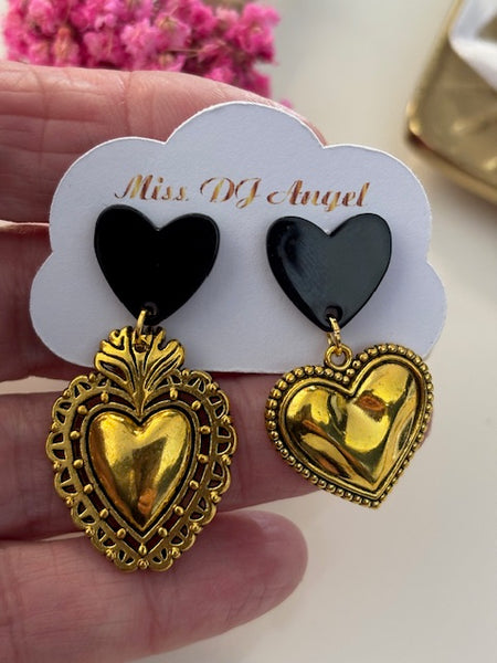 Boucles d'oreilles ex-voto coeur sacré, cadeau pour femme coeur, boucles d'oreilles dorées