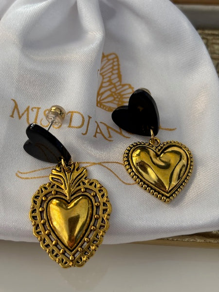 Boucles d'oreilles ex-voto coeur sacré, cadeau pour femme coeur, boucles d'oreilles dorées