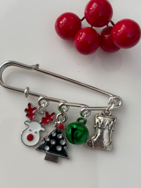 Broche Noël, broche Rudolph le renne, broche breloque de Noël, pendentifs sapin grelot, cadeau Noël fait main bottine