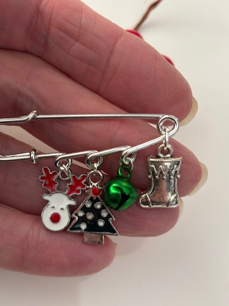 Broche Noël, broche Rudolph le renne, broche breloque de Noël, pendentifs sapin grelot, cadeau Noël fait main bottine