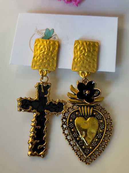 Boucles d'oreilles ex voto, boucles d'oreille coeur sacré, breloque croix et coeur sacré, pendentif ex voto, cadeau religieux cérémonie