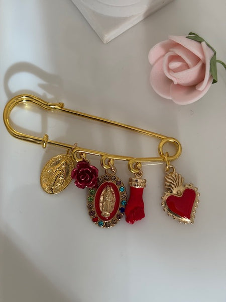 Broche ex voto, broche médaille religieuse, broche épingle porte bonheur, vierge miraculeuse fait main avec amour.