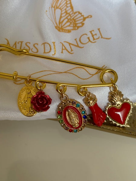 Broche ex voto, broche médaille religieuse, broche épingle porte bonheur, vierge miraculeuse fait main avec amour.