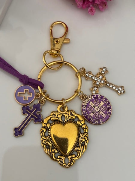 Porte-clés coeur sacré et croix, cadeau pour maman ex voto, breloque Saint Benoit, collection spéciale Saint Benoit