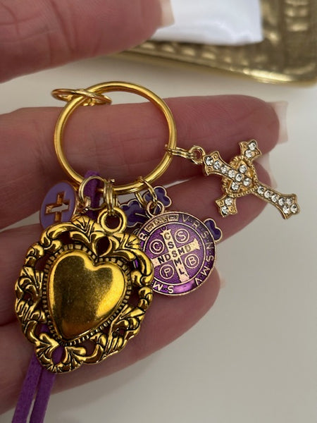 Porte-clés coeur sacré et croix, cadeau pour maman ex voto, breloque Saint Benoit, collection spéciale Saint Benoit