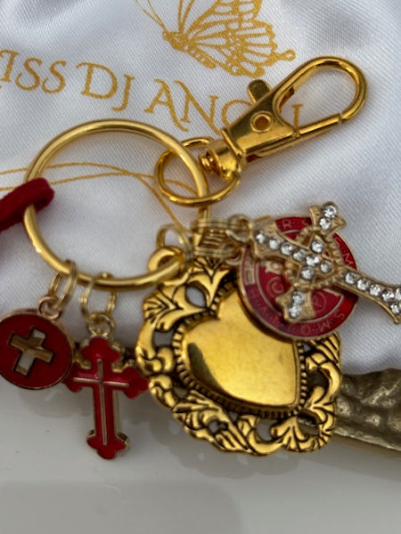 Porte-clés coeur sacré et croix, cadeau pour maman ex voto, breloque Saint Benoit, collection spéciale Saint Benoit