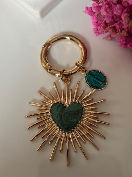 Charms coeur sacré, charms pour sac ex voto, cadeau pour femme charms médaille religieuse, breloque coeur sacré et coeur en émail ex voto