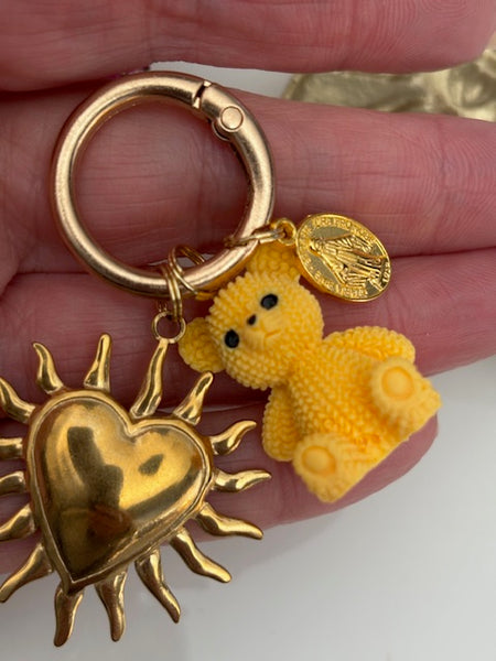 Charms ex voto coeur sacré, charms pour sac ex voto, cadeau pour femme médaille religieuse et coeur sacré, coeur ourson charms.