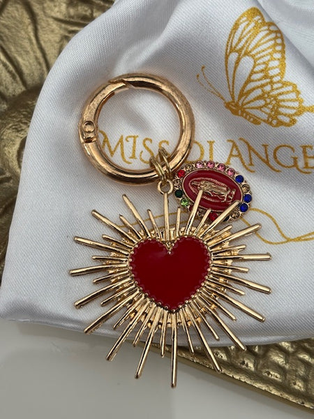 Porte clé charms coeur sacré, coeur ex voto rouge et médaille religieuse de la Vierge Marie