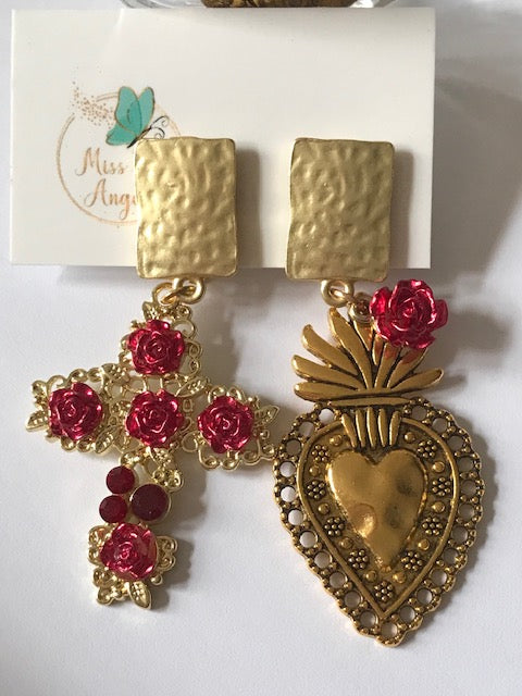 Boucles d'oreilles ex voto, boucles d'oreille coeur sacré, breloque croix et coeur sacré, pendentif ex voto, cadeau religieux cérémonie