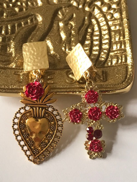 Boucles d'oreilles ex voto, boucles d'oreille coeur sacré, breloque croix et coeur sacré, pendentif ex voto, cadeau religieux cérémonie