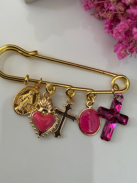 Broche ex voto, broche croix médaille religieuse, cadeau pour maman croix, cadeau pour femme croix, breloque croix fuchsia