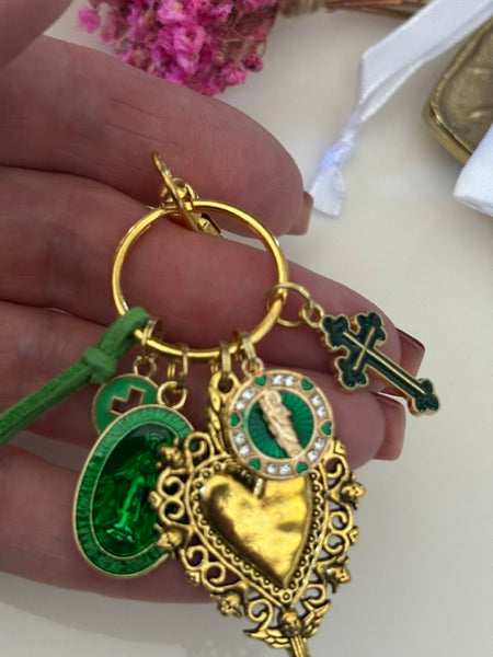 Porte-clés vierge Marie coeur sacré et croix, cadeau pour maman vierge, breloque vierge médaille miraculeuse, porte clé croix ex voto