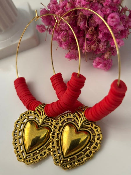 Boucles d'oreilles créoles ex voto, boucles d'oreilles religieuses, breloque coeur sacré, couleur "grenadine" boucles pendentif coeur doré