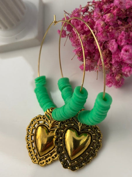 Boucles d'oreilles créoles ex voto, boucles d'oreilles religieuses, breloque coeur sacré, couleur "Menthe" boucles pendentif coeur doré