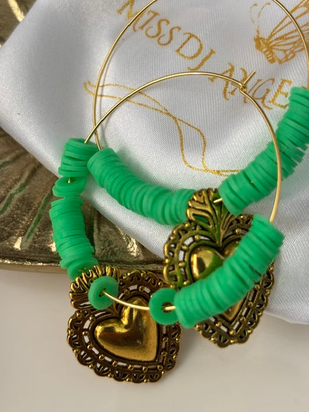 Boucles d'oreilles créoles ex voto, boucles d'oreilles religieuses, breloque coeur sacré, couleur "Menthe" boucles pendentif coeur doré