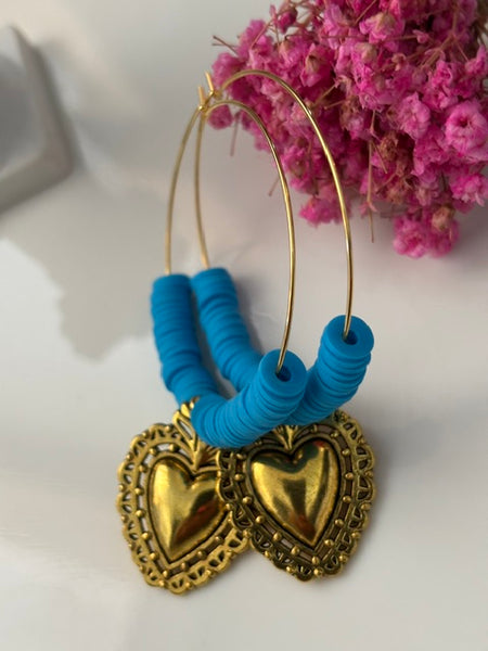 Boucles d'oreilles créoles ex voto, boucles d'oreilles religieuses, breloque coeur sacré,    couleur "curaçao"boucles pendentif coeur doré