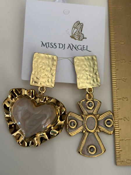 Boucles d'oreilles ex voto, boucles d'oreille coeur sacré, breloque croix et coeur sacré, pendentif ex voto, cadeau religieux cérémonie