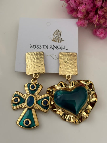 Boucles d'oreilles ex voto, boucles d'oreille coeur sacré, breloque croix et coeur sacré, pendentif ex voto, cadeau religieux cérémonie