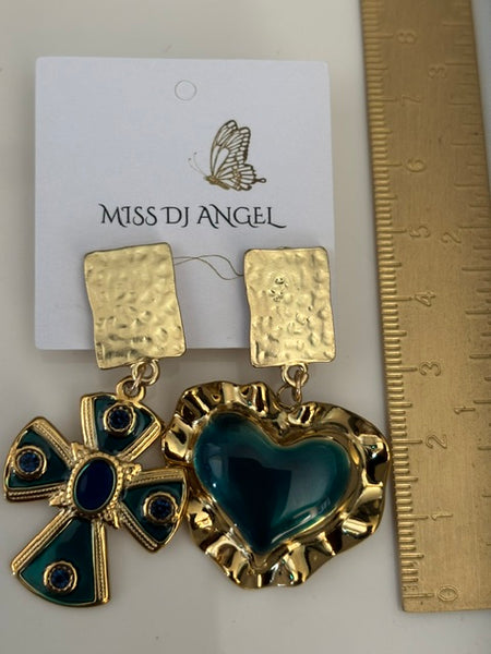 Boucles d'oreilles ex voto, boucles d'oreille coeur sacré, breloque croix et coeur sacré, pendentif ex voto, cadeau religieux cérémonie