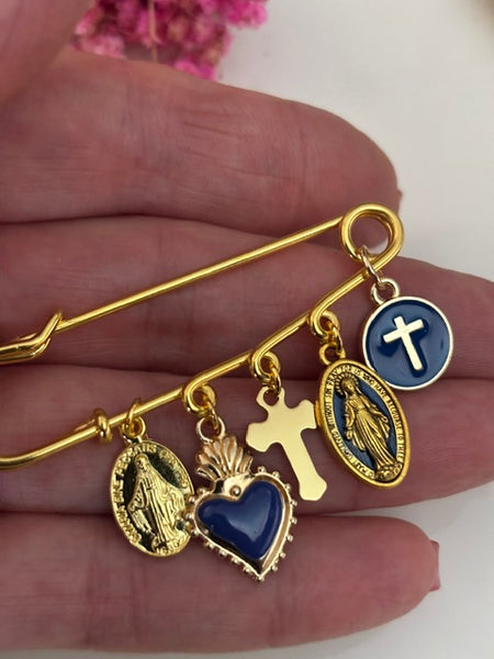 Broche ex voto, broche médaille religieuse, broche épingle porte bonheur, croix et vierge miraculeuse fait main avec amour.