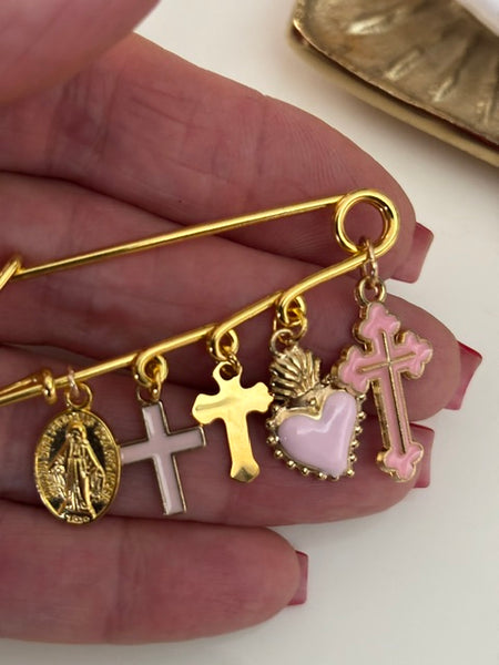 Broche ex voto, broche croix médaille religieuse, cadeau pour maman croix, cadeau pour femme croix, breloque croix rose